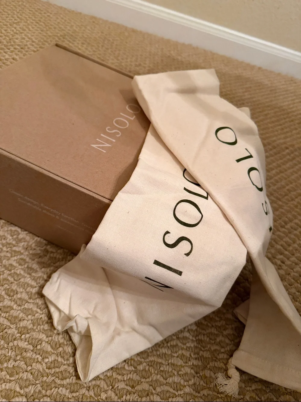 Nisolo Tan Boots. NEW with tags box and dust bags . Size 7